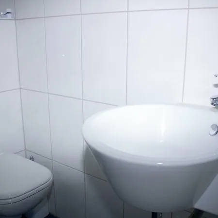 Welcome In - In Der Buere 10-r